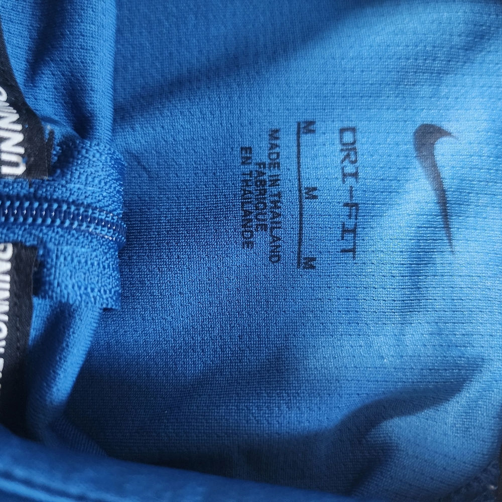 Nike dri-fit - Picture 2 of 5